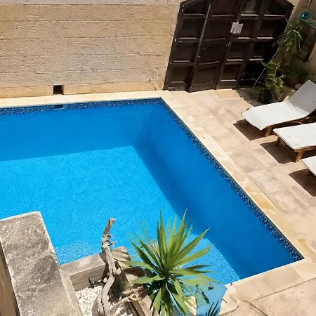 Ir Razzett Ta Keiran Traditional 4 Bedroom Gozitan With Private Pool, En-suite Bathrooms Bbq In בית נופש