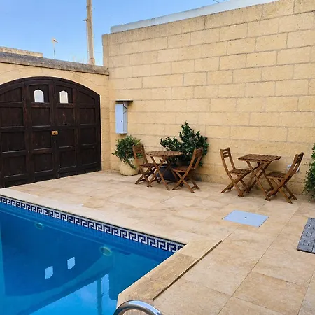 Ir Razzett Ta Keiran Traditional 4 Bedroom Gozitan With Private Pool, En-suite Bathrooms Bbq In Casa de Férias *